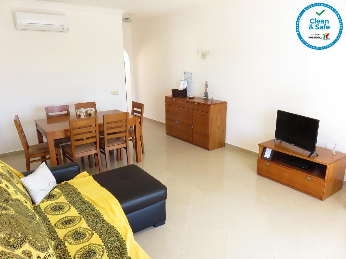 Apartamento T1 Com Vista Mar Perto Da Praia N.ª Sra. Da Rocha Porches  Bagian luar foto