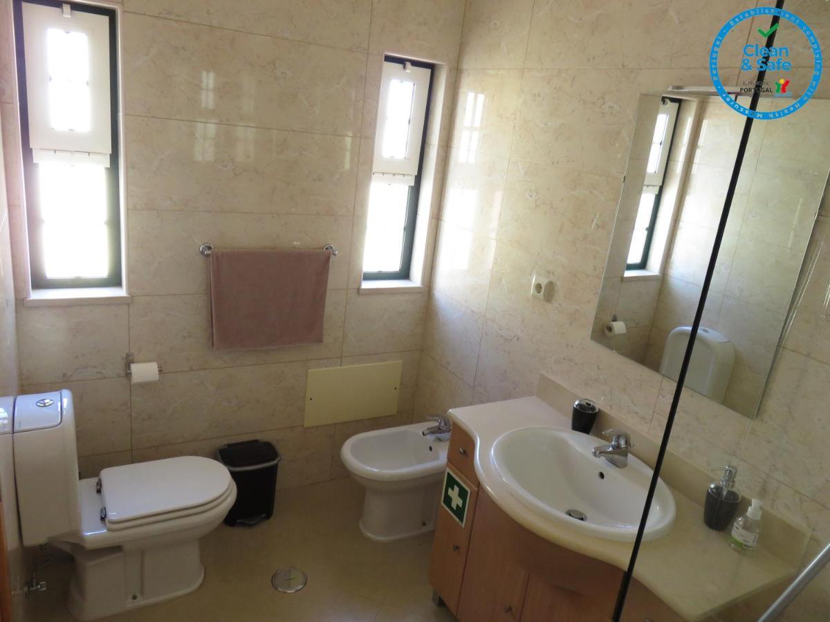 Apartamento T1 Com Vista Mar Perto Da Praia N.ª Sra. Da Rocha Porches  Bagian luar foto