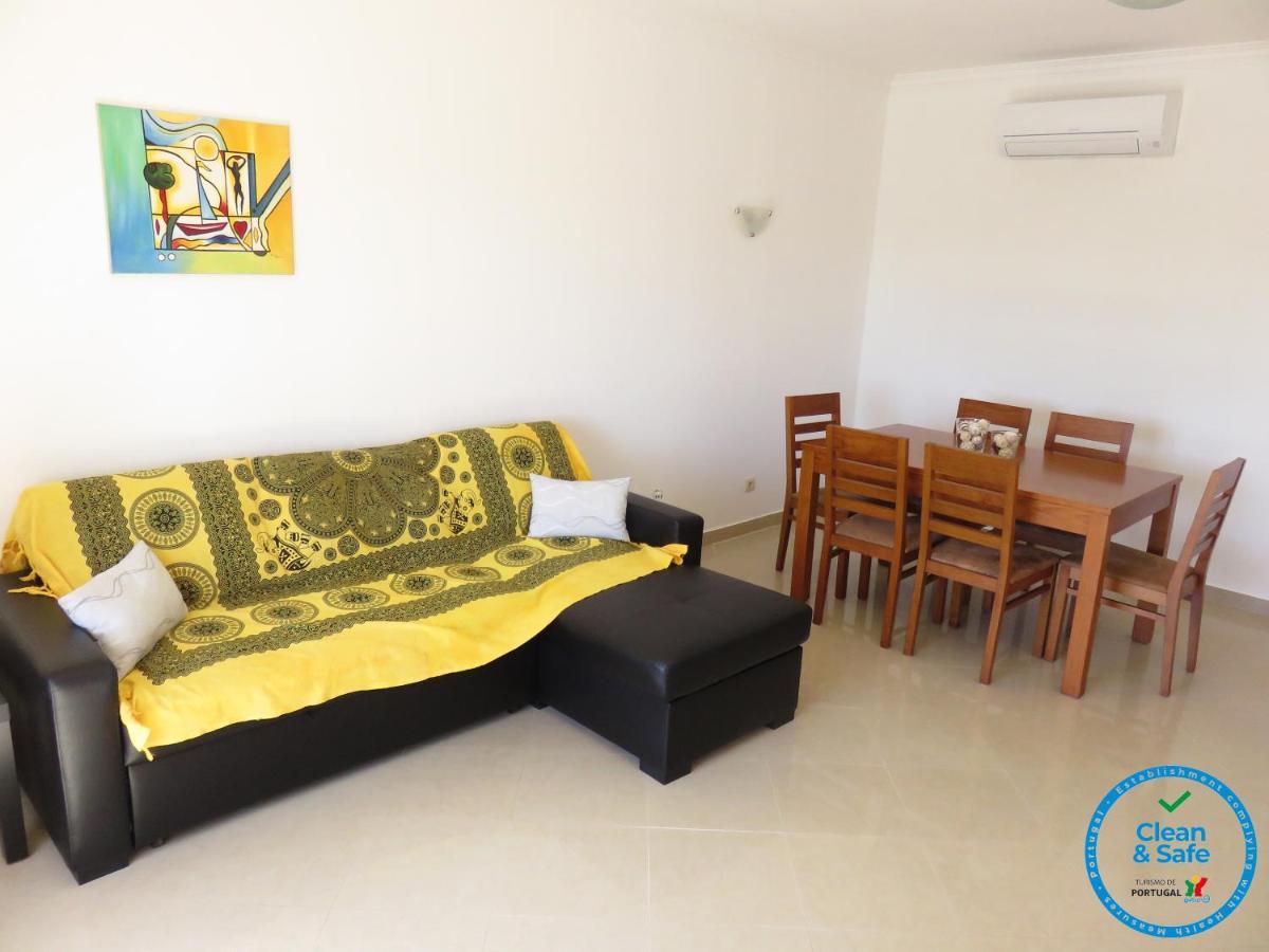 Apartamento T1 Com Vista Mar Perto Da Praia N.ª Sra. Da Rocha Porches  Bagian luar foto