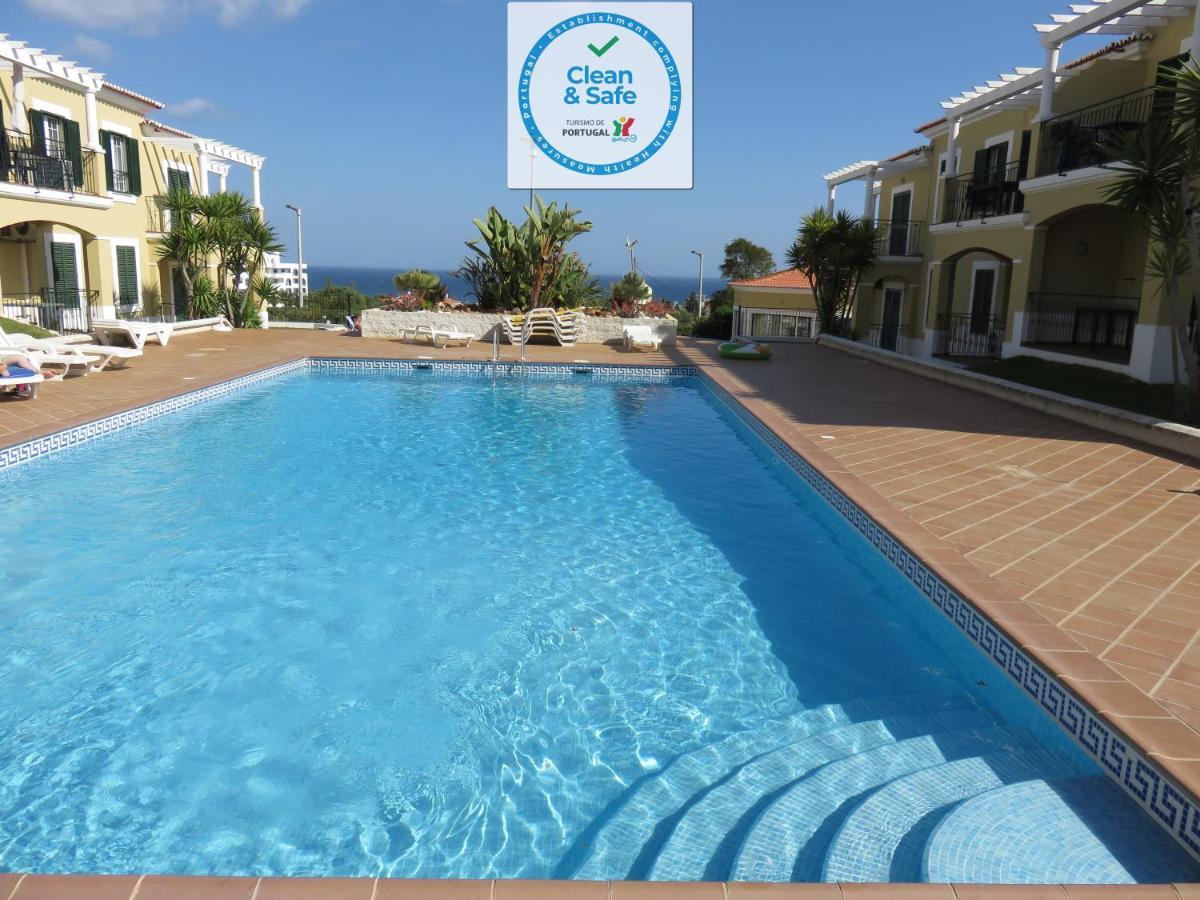 Apartamento T1 Com Vista Mar Perto Da Praia N.ª Sra. Da Rocha Porches  Bagian luar foto